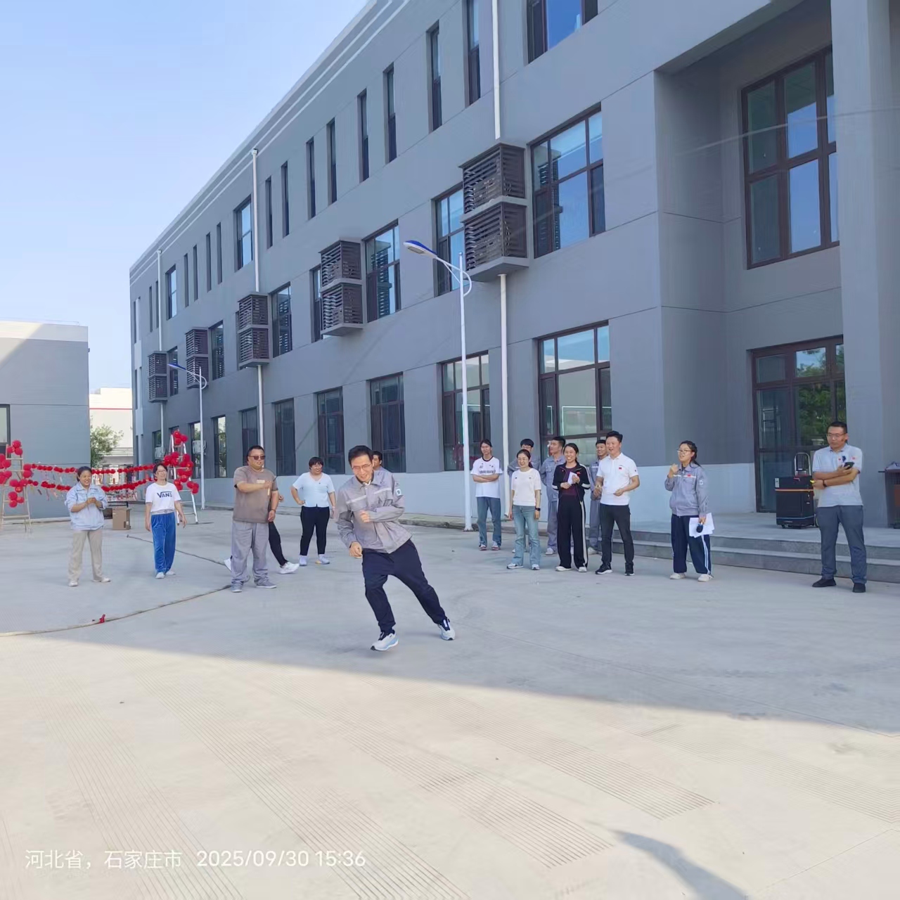 1759299658254343.jpg 7acbdc23-71e1-4324-835e-cd7cef681b7d.jpg