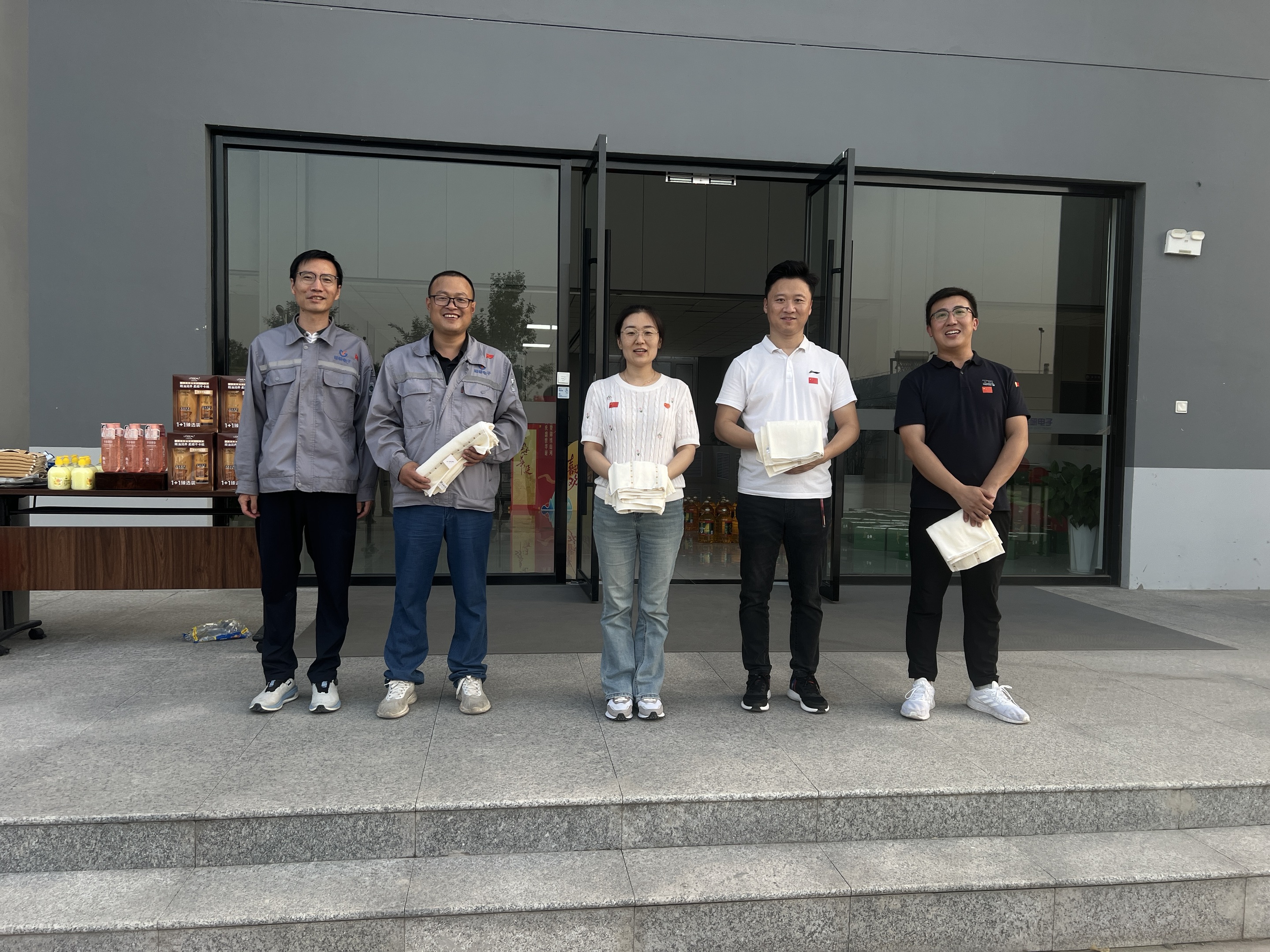 1759299767767802.jpg c9e11fb3-7968-47e4-990e-373e6a28a64a.jpg